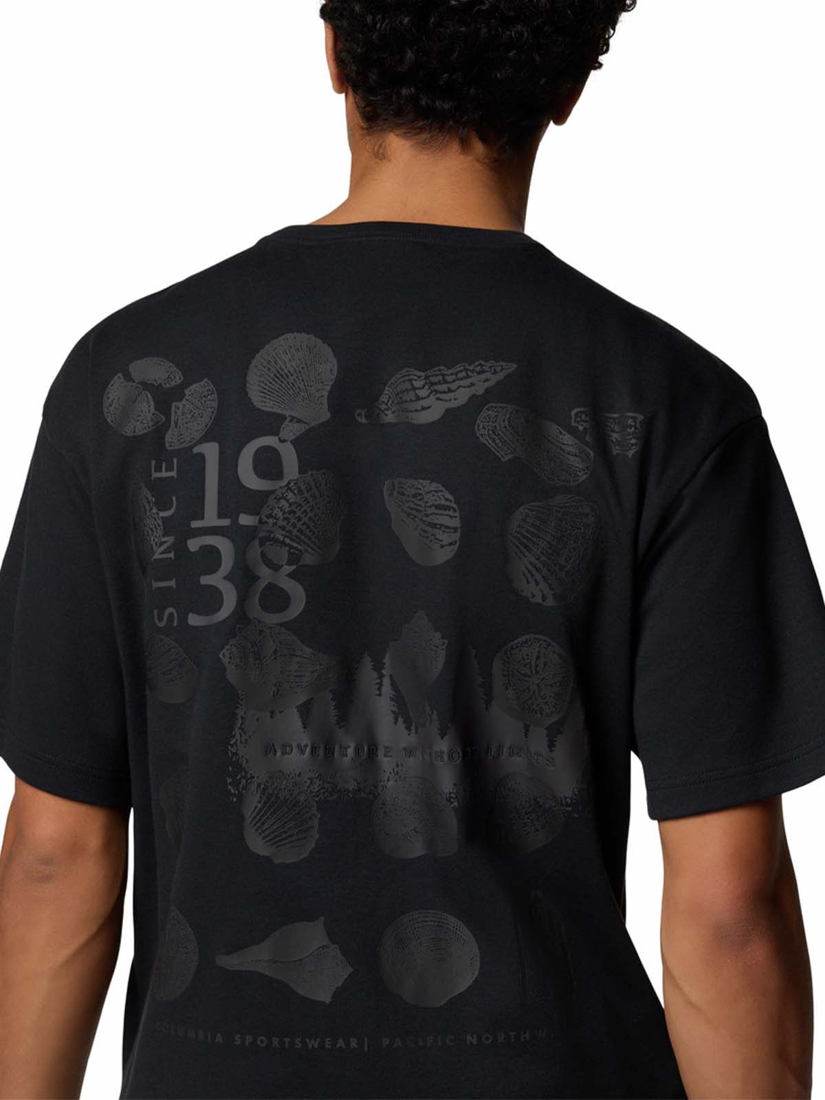 Polera Manga Corta Hombre Wallowa Graphic Negro Columbia