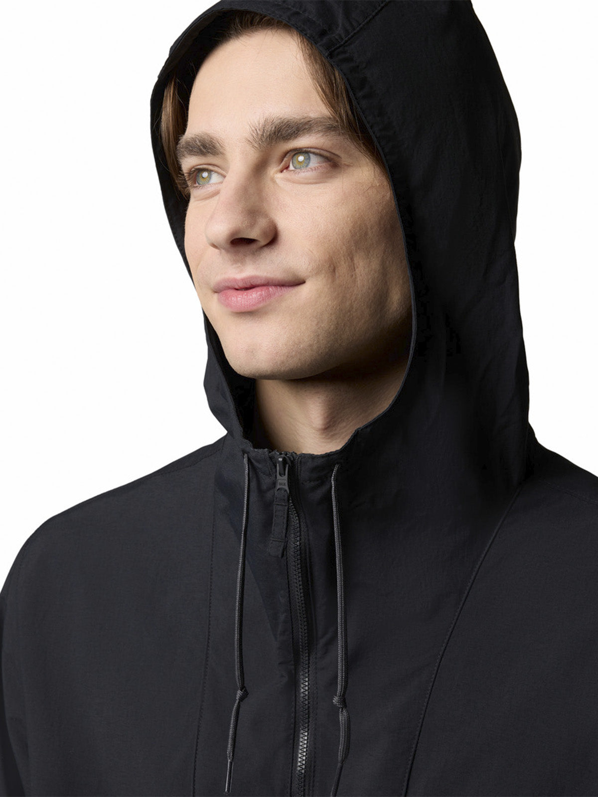 Cortaviento Hombre Spire Valley Hooded Negro Columbia