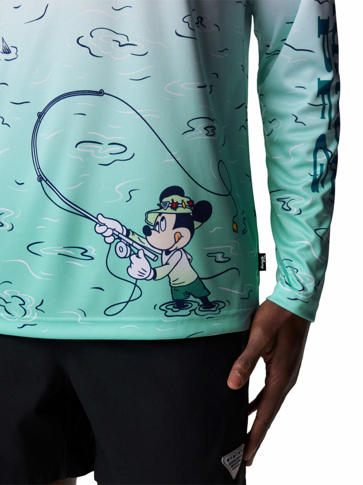 Polera Manga Larga Hombre Disney Terminal Tack Azul Columbia