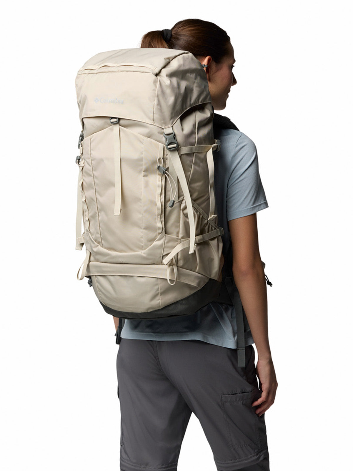 Mochila Unisex Wildwood Heights 45L Gris Columbia