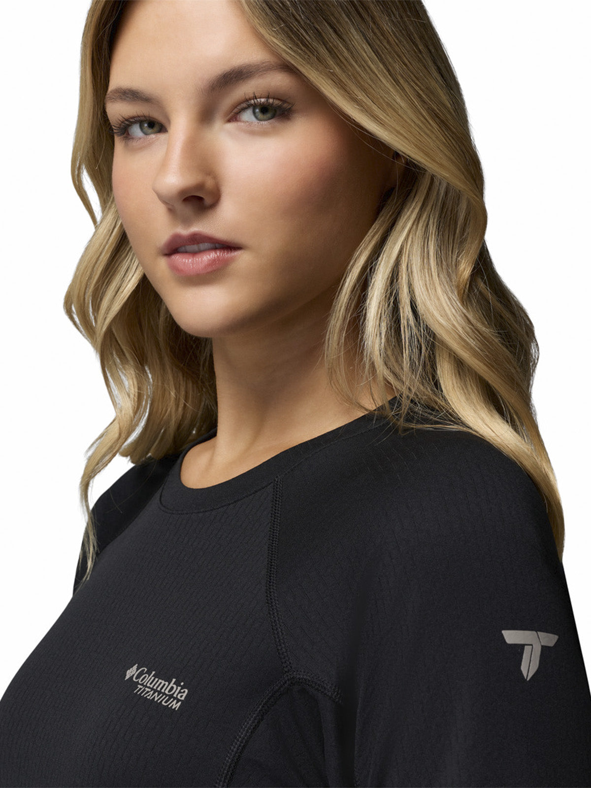 Polera Manga Corta Mujer Driventure Negro Columbia