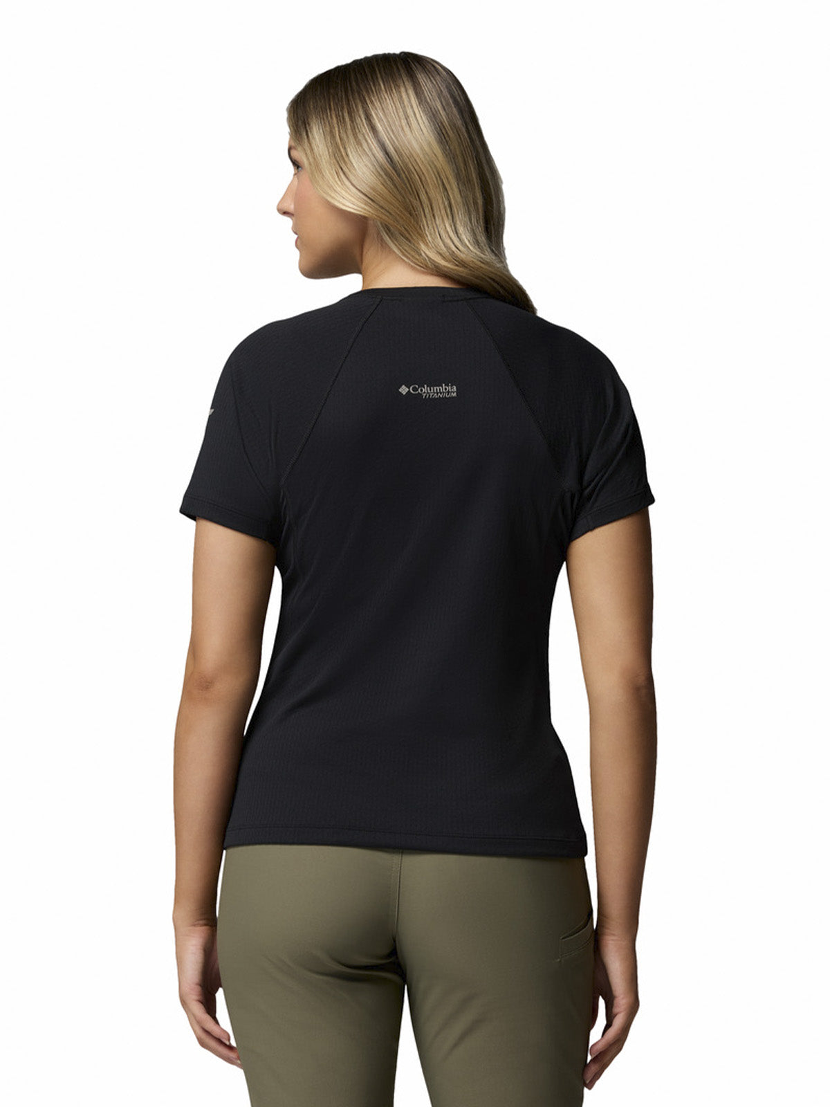 Polera Manga Corta Mujer Driventure Negro Columbia