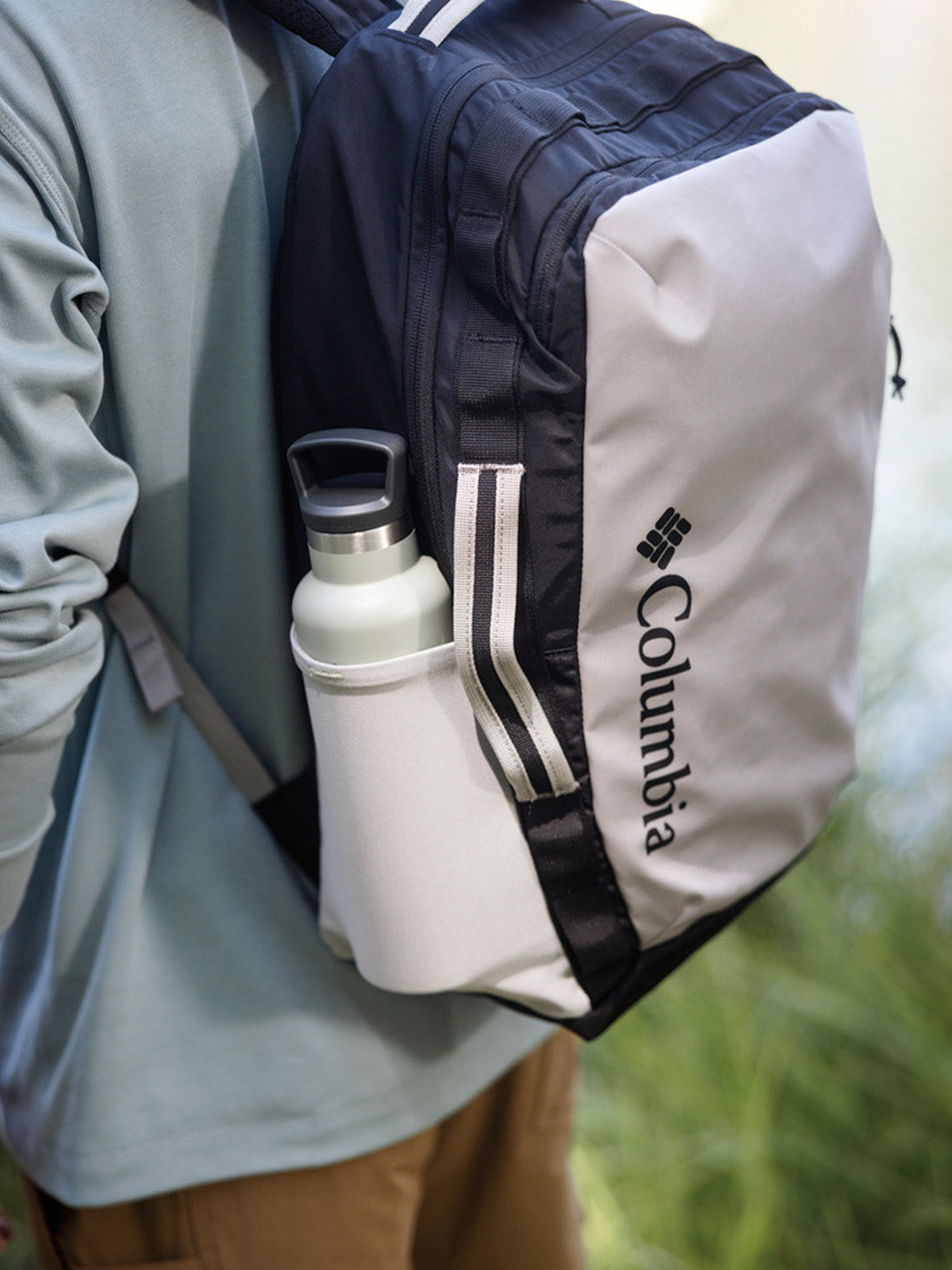 Mochila Unisex Landroamer Everyday 28L Gris Columbia