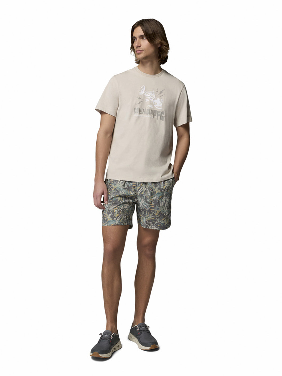 Polera Manga Corta Hombre PFG Shield Gris Columbia